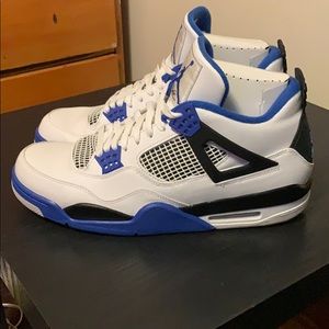 Air Jordan 4’s